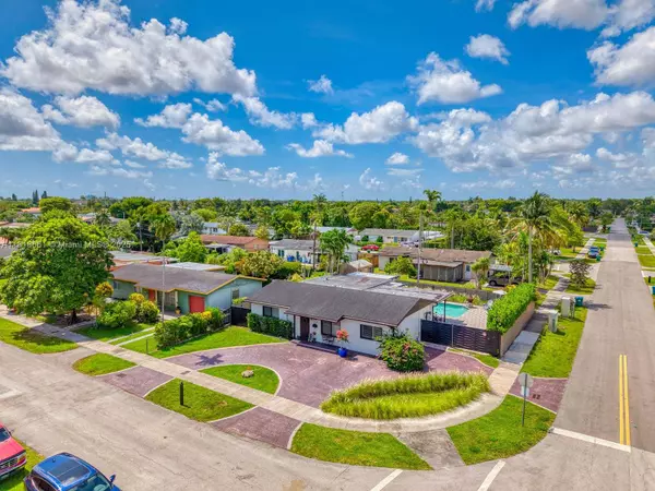 10850 SW 61st St, Miami, FL 33173