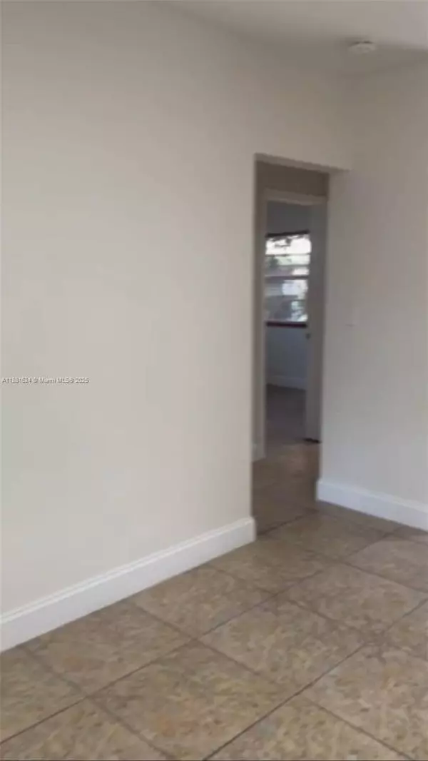 750 NW 24 Ave, Miami, FL 33125