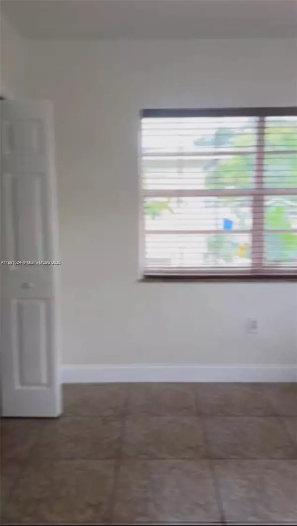 750 NW 24 Ave, Miami, FL 33125