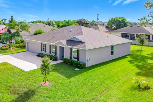 2865 SW Savona BLVD, Port St Lucie, FL 34953