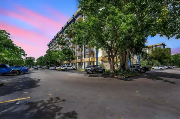 801 NW 47th Ave #118W, Miami, FL 33126