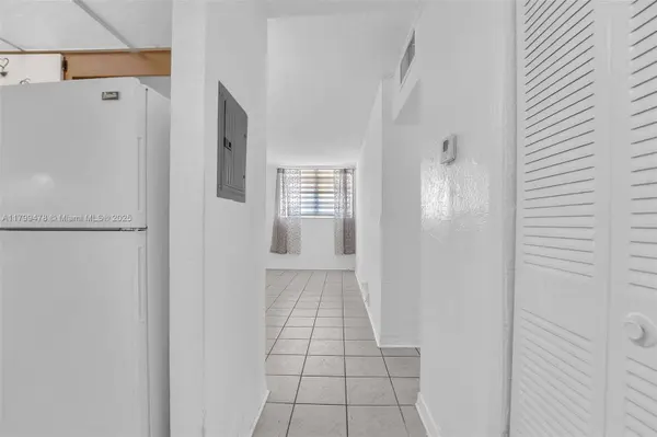 801 NW 47th Ave #118W, Miami, FL 33126