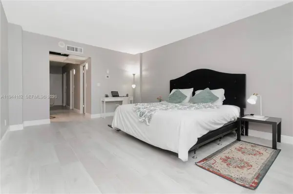 19370 Collins Ave #227, Sunny Isles Beach, FL 33160