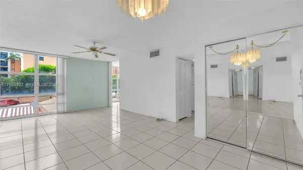 200 172nd St #222, Sunny Isles Beach, FL 33160