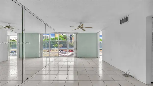 200 172nd St #222, Sunny Isles Beach, FL 33160