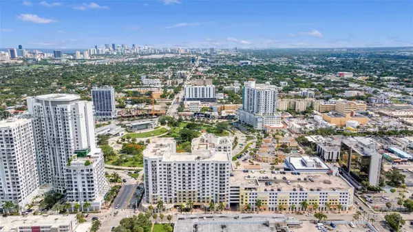 1830 Radius Dr #405, Hollywood, FL 33020