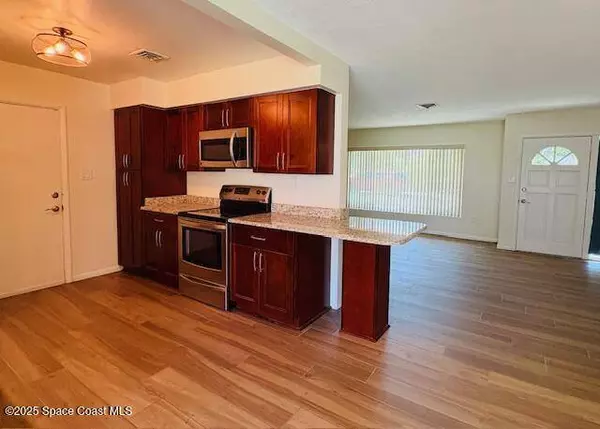 115 Gary LN, Cocoa, FL 32922