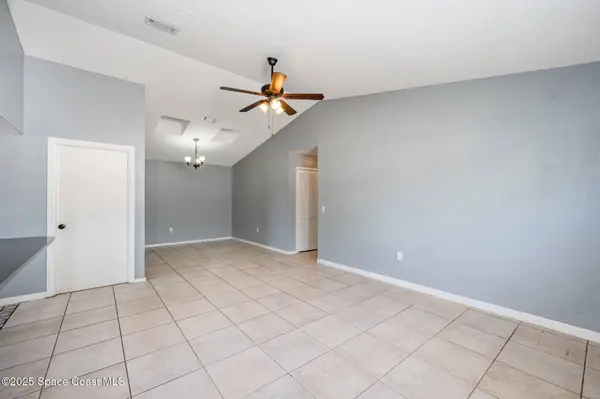 4006 Dewberry CIR, Melbourne, FL 32901