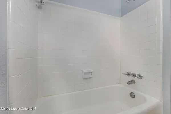 335 S Brevard Ave AVE #E, Cocoa Beach, FL 32931