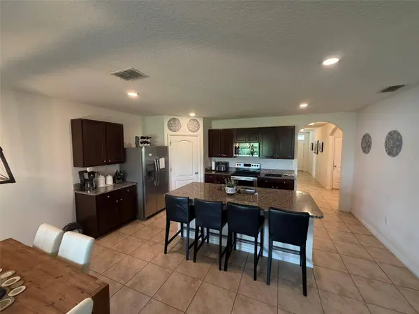 5606 WESTERN SUN DR, St Cloud, FL 34771
