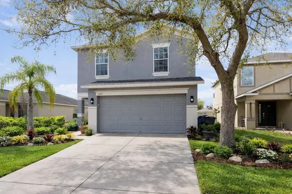 7327 LUMBER PORT DR, Ruskin, FL 33573