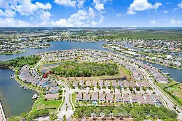 5425 WISHING ARCH DR, Apollo Beach, FL 33572