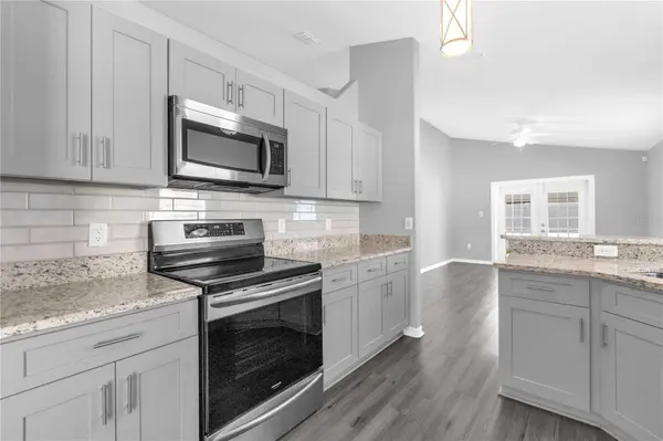 10724 FLYCAST CIR, Orlando, FL 32825