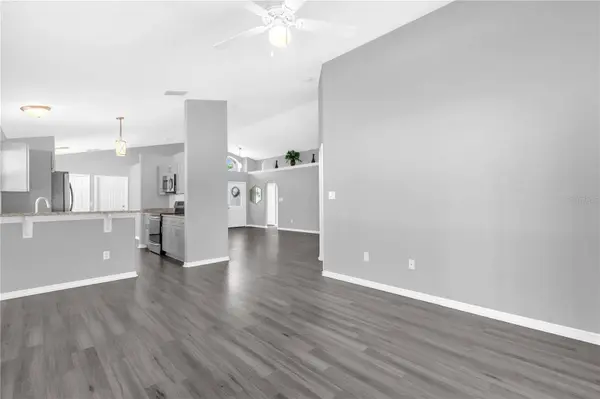 10724 FLYCAST CIR, Orlando, FL 32825