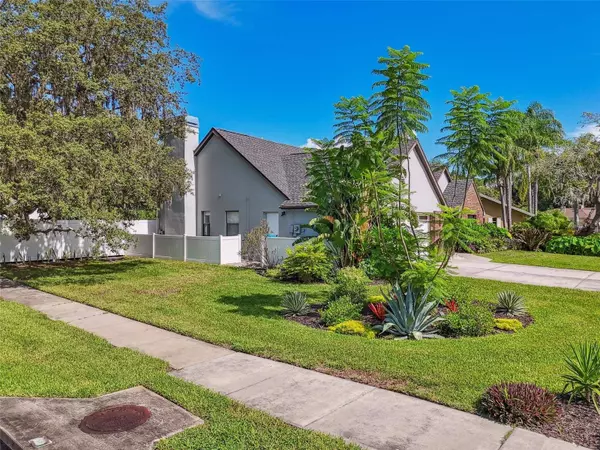 1426 ENISWOOD Pkwy, Palm Harbor, FL 34683