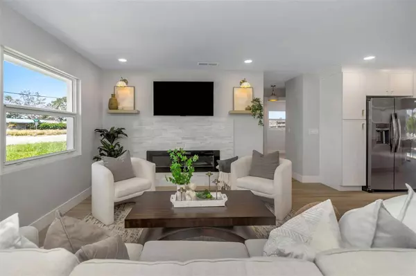 10216 SPOONBILL RD E, Bradenton, FL 34209