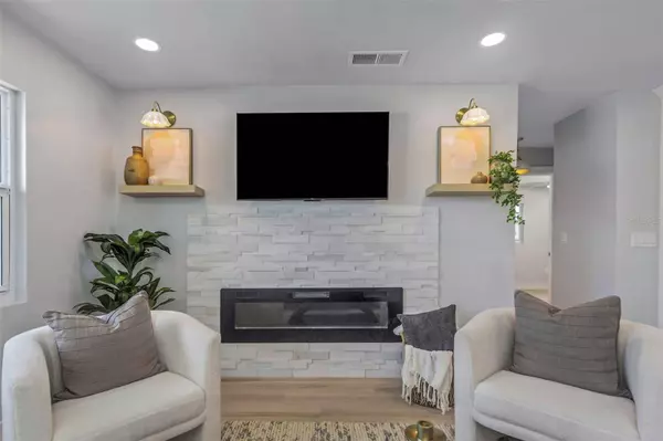 10216 SPOONBILL RD E, Bradenton, FL 34209