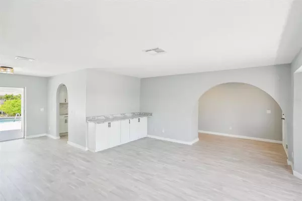 5208 SW 3RD AVE, Cape Coral, FL 33914