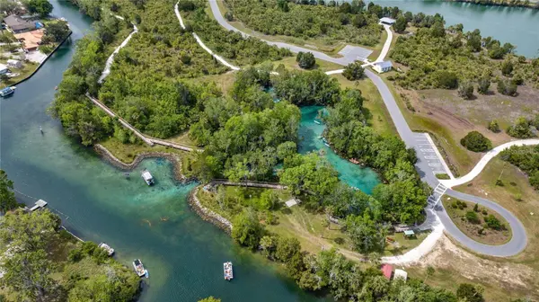 1218 SE 4TH AVE, Crystal River, FL 34429