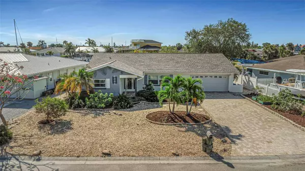 6321 BALBOA LN, Apollo Beach, FL 33572