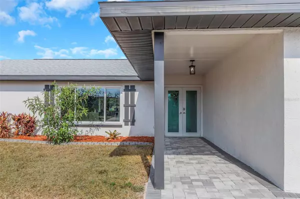 6508 SENEGAL PALM WAY, Apollo Beach, FL 33572