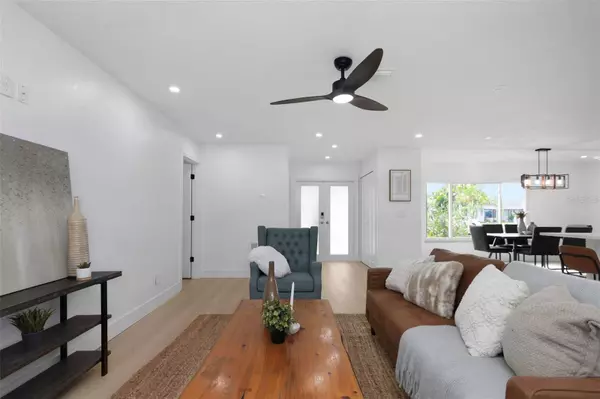 6508 SENEGAL PALM WAY, Apollo Beach, FL 33572