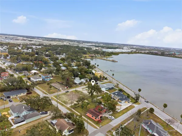 2405 DAVIS ST, Tampa, FL 33605