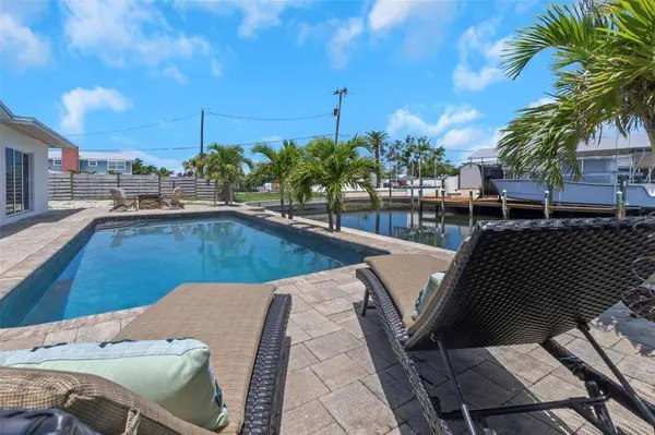 10216 SPOONBILL RD E, Bradenton, FL 34209