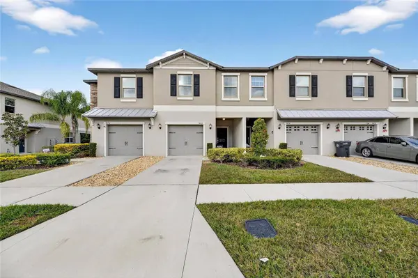 9652 PEMBROOKE PINES DR, Sun City Center, FL 33573