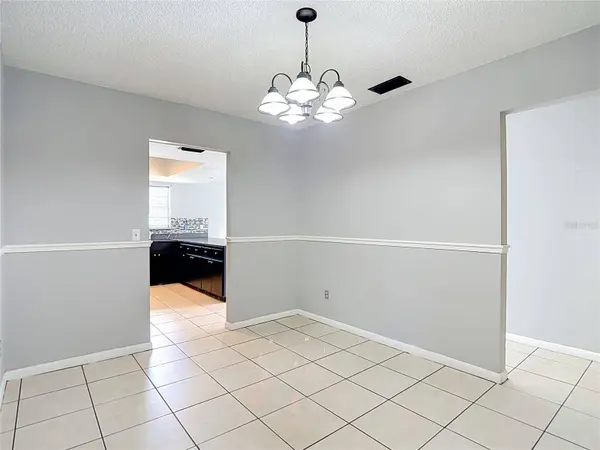 740 CALIENTE DR, Brandon, FL 33511