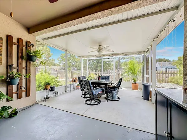 6630 CAMBRIDGE PARK DR, Apollo Beach, FL 33572