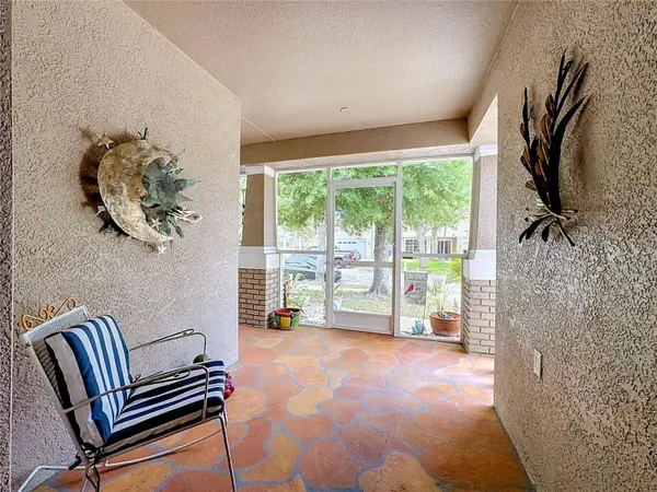 6630 CAMBRIDGE PARK DR, Apollo Beach, FL 33572