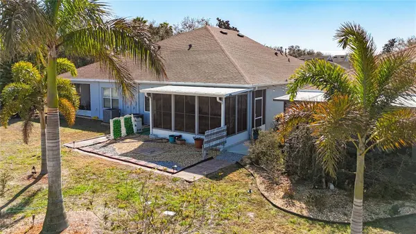 7526 SURREY PINES DR, Apollo Beach, FL 33572