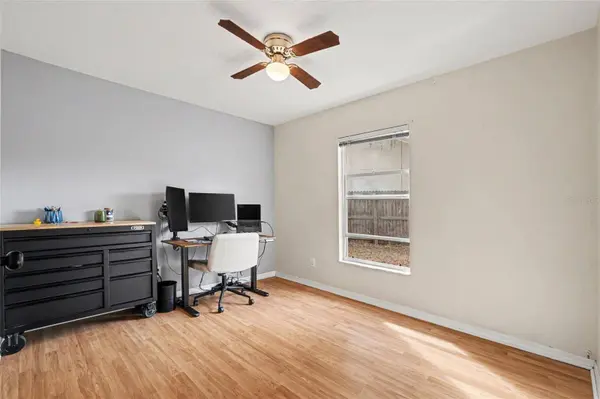 1144 HARDWOOD DR, Valrico, FL 33596