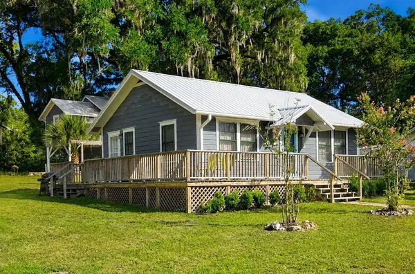 18758 NW 243RD TER, High Springs, FL 32643