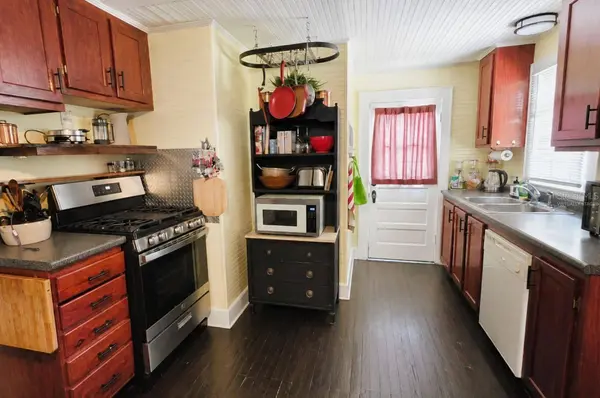 18758 NW 243RD TER, High Springs, FL 32643