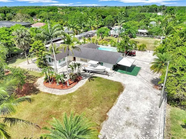 26100 SW 192nd Ave, Homestead, FL 33031