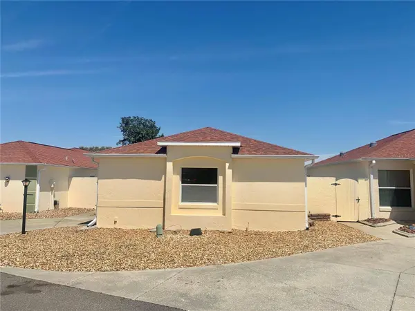 1324 BALBOA CT, Lady Lake, FL 32159