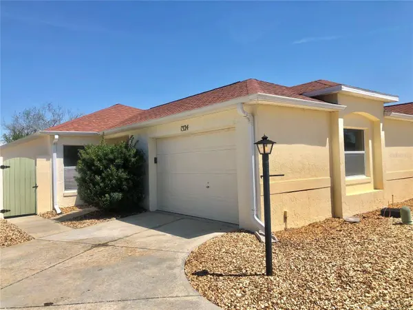 1324 BALBOA CT, Lady Lake, FL 32159