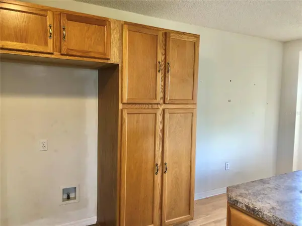 1805 SAN LUIS LN, Lady Lake, FL 32159