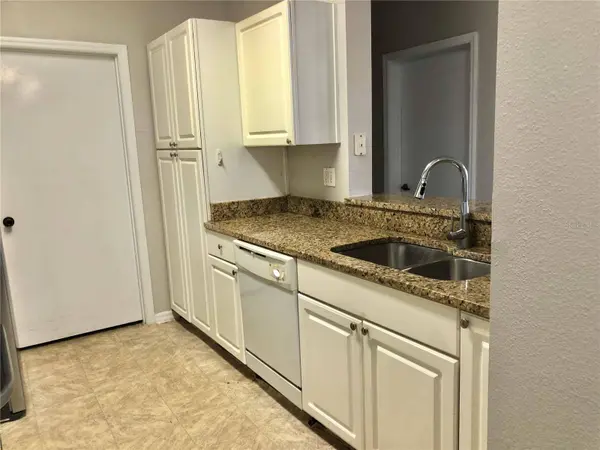 5542 METROWEST BLVD #104, Orlando, FL 32811