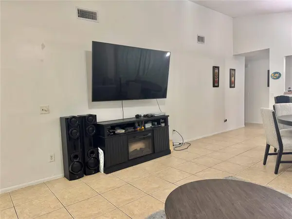 7845 WINTER SONG DR, Orlando, FL 32825