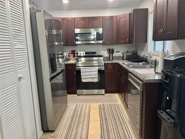 7845 WINTER SONG DR, Orlando, FL 32825