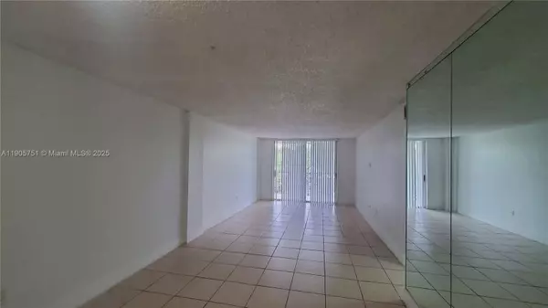 14180 SW 84th St #409-G, Miami, FL 33183