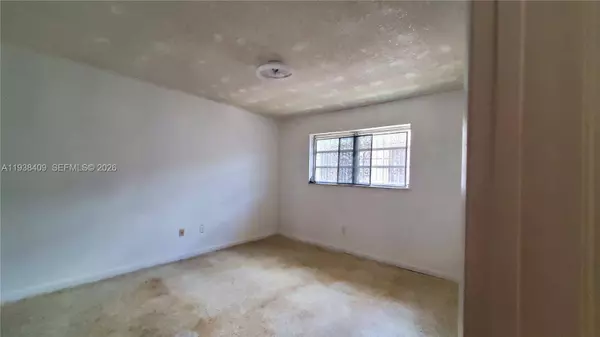 4756 SW 7th St, Miami, FL 33134