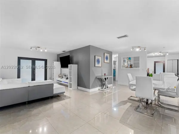 1752 NW 108th St, Miami, FL 33167