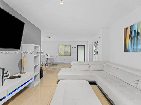1752 NW 108th St, Miami, FL 33167