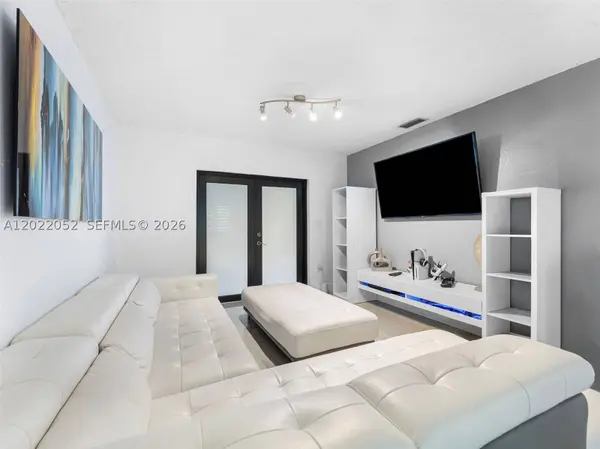 1752 NW 108th St, Miami, FL 33167