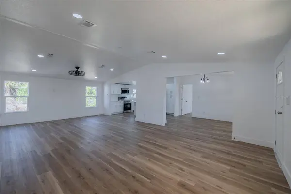 8301 HENRY GEORGE RD, Plant City, FL 33567
