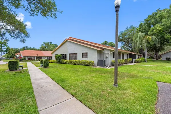 2022 ARBOR LN, Clearwater, FL 33763